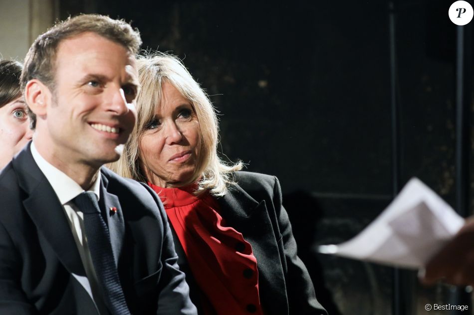 Emmanuel Macron Et La Premiere Dame Brigitte Macron Au Chateau De Chambord Dans Le Cadre Des Celebrations Du 500e Anniversaire De La Mort De Leonard De Vinci L Purepeople