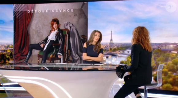 Mylène Farmer invitée d'Anne-Claire Coudray pour le JT de TF1, dimanche 30 septembre 2018.
