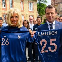 Brigitte et Emmanuel Macron : Supporters des Bleues à Clairefontaine