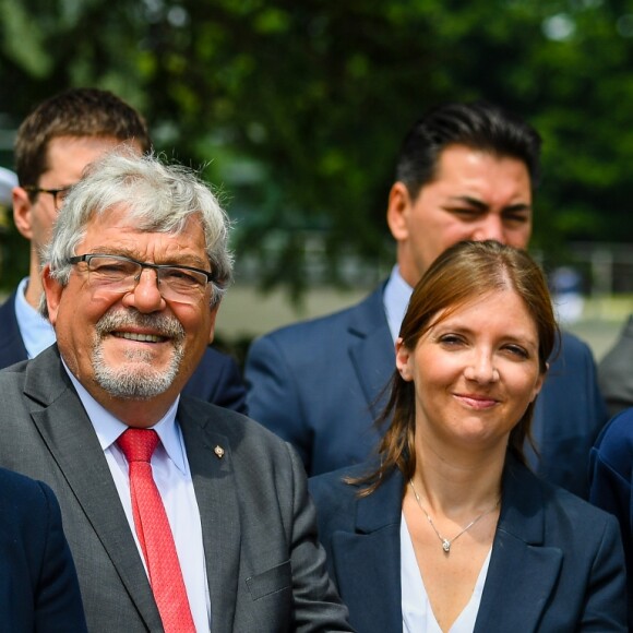 Roxana Maracineanu, ministre des sports, Amélie de Montchalin, secrétaire d'état aux affaires étrangères, la première dame Brigitte Macron - Le président de la République et sa femme au Centre national de Football de Clairefontaine pour déjeuner avec l'équipe de France féminine le 4 juin 2019. © Pierre Perusseau / Bestimage