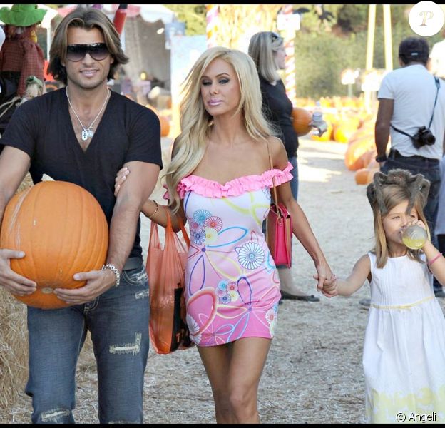 Shauna Sand, Romain Chavent - Romain Chavent Photos 