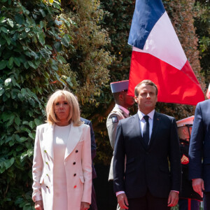 Le président français Emmanuel Macron et sa femme Brigitte, le président des Etats-Unis Donald Trump et sa femme Melania - Commémorations au cimetière américain lors du 75ème anniversaire du débarquement en Normandie. Le 6 juin 2019