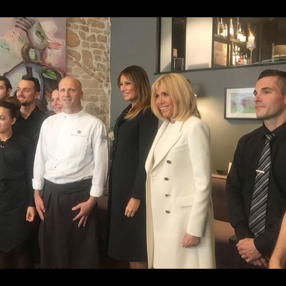 Brigitte Macron et Melania Trump ont déjeunéau restaurant étoilé A Contre SENS à Caen le 6 juin 2019.
