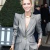 Céline Dion sort de l'hôtel de Crillon à Paris pour se rendre à un défilé lors de la fashion week Haute-Couture printemps-été 2019 le 23 janvier 2019.