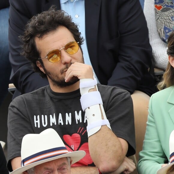 Amir Haddad et son épouse Lital -dans les tribunes des internationaux de France de tennis de Roland-Garros à Paris, France, le 9 juin 2019. © Jacovides-Moreau/Bestimage