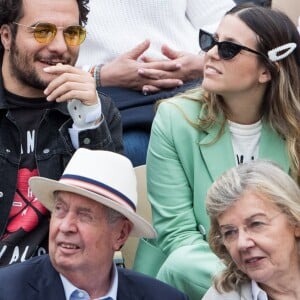 Amir Haddad et son épouse Lital -dans les tribunes des internationaux de France de tennis de Roland-Garros à Paris, France, le 9 juin 2019. © Jacovides-Moreau/Bestimage