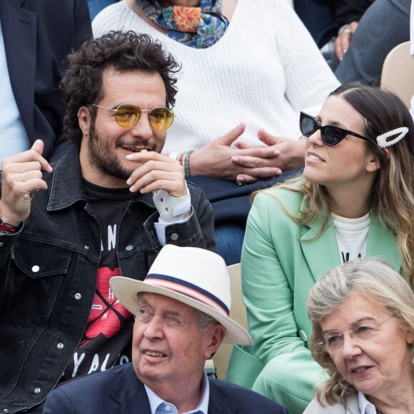 Amir Haddad et son épouse Lital -dans les tribunes des internationaux de France de tennis de Roland-Garros à Paris, France, le 9 juin 2019. © Jacovides-Moreau/Bestimage