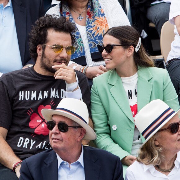 Amir Haddad et son épouse Lital -dans les tribunes des internationaux de France de tennis de Roland-Garros à Paris, France, le 9 juin 2019. © Jacovides-Moreau/Bestimage