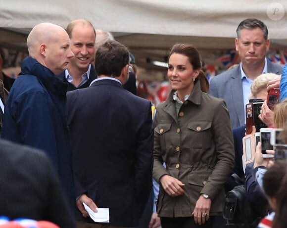 Kate Middleton, duchesse de Cambridge, et le prince William en visite à Keswick dans le comté de Cumbria dans le nord de l'Angleterre, le 11 juin 2019.