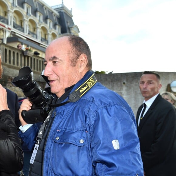 Julie Pietri et le photographe Jaques Benaroch lors de l'ouverture de la 33ème édition du festival du film romantique de Cabourg, France, le 13 juin 2019. © Giancarlo Gorassini/Bestimage