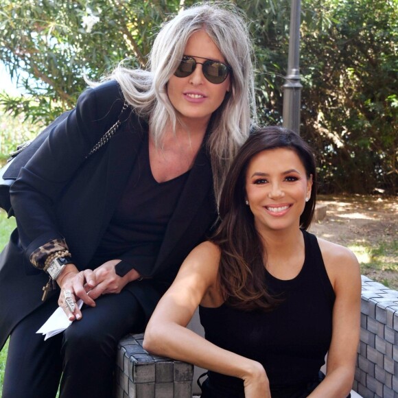 Tiziana Rocca et Eva Longoria au photocall du festival Filming Italy Sardegna au Forte Village Resort à Cagliari, Sardaigne, Italie, le 13 juin 2019.