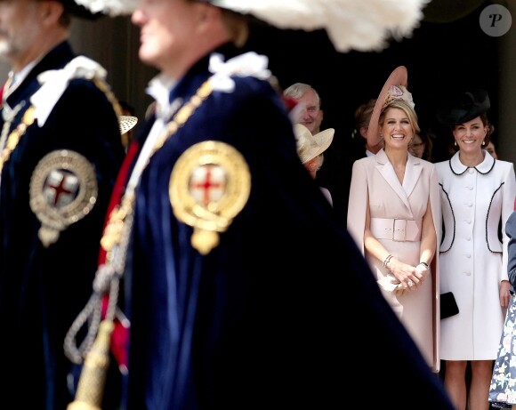 La reine Maxima des Pays-Bas (en Claes Iversen) et la duchesse Catherine de Cambridge (en Catherine Walker) le 17 juin 2019 au château de Windsor lors des cérémonies de l'ordre de la Jarretière, qui compte le roi Felipe VI d'Espagne et le roi Willem-Alexander des Pays-Bas comme nouveaux chevaliers "étrangers" (surnuméraires).