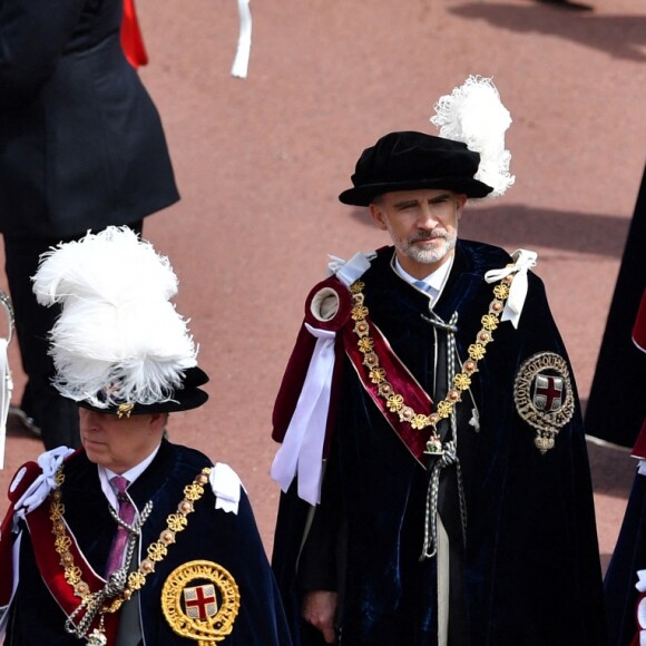 La princesse Anne, le prince Andrew, le prince Edward, la roi Felipe VI d'Espagne et le roi Willem-Alexander des Pays-Bas le 17 juin 2019 au château de Windsor lors des cérémonies de l'ordre de la Jarretière, qui compte le roi Felipe VI d'Espagne et le roi Willem-Alexander des Pays-Bas comme nouveaux chevaliers "étrangers" (surnuméraires).