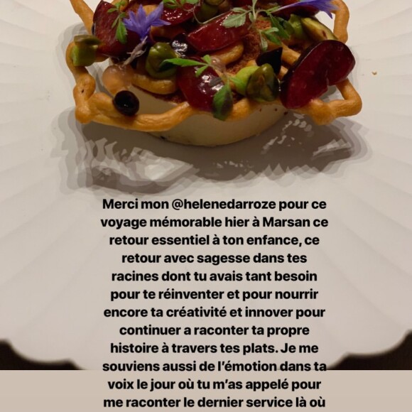 Image du dîner de Laeticia Hallyday, ses filles Jade et Joy et leur parrain Jean Reno au restaurant Marsan d'Hélène Darroze, en juin 2019 à Paris.