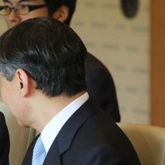 L'empereur du Japon Naruhito et la Première Dame Brigitte Macron - Déjeuner offert par l'empereur du Japon Naruhito et l'impératrice du Japon Masako en l'honneur du président de la République française Emmanuel Macron et sa femme la Première Dame Brigitte Macron au palais impérial de Tokyo, Japon, le 27 juin 2019. © Ludovic Marin/Pool/Bestimage