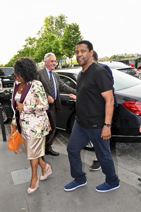 Denzel Washington et sa femme Pauletta - Les invités de Zoë Kravitz et de son mari Karl Glusman arrivent au restaurant Lapérouse à Paris pour leur Pre Wedding Party le 28 juin 2019.