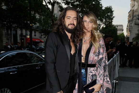 Heidi Klum et son fiancé Tom Kaulitz arrivent à la soirée amfAR à l'hôtel Peninsula à Paris, le 30 juin 2019. © Veeren Ramsamy-Christophe Clovis/Bestimage