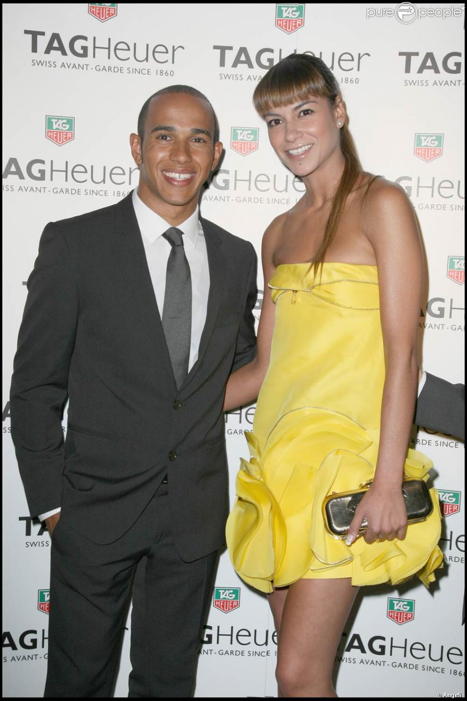 Lewis Hamilton Et Catalina Denis A L Occasion De La Presentation