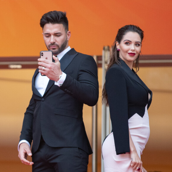 Nabilla Benattia, enceinte, au bras de son mari Thomas Vergara lors de la montée des marches du film "A Hidden Life" lors du 72ème Festival International du Film de Cannes, le 19 mai 2019. © Jacovides-Moreau / Bestimage