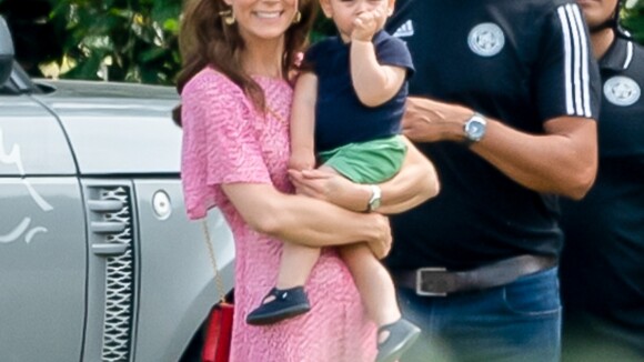 Kate Middleton : Look estival pour une sortie avec ses enfants boute-en-train