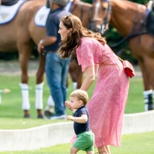 Catherine (Kate) Middleton, duchesse de Cambridge et le prince Louis de Cambridge lors d'un match de polo de bienfaisance King Power Royal Charity Polo Day à Wokinghan, comté de Berkshire, Royaume Uni, le 10 juillet 2019.