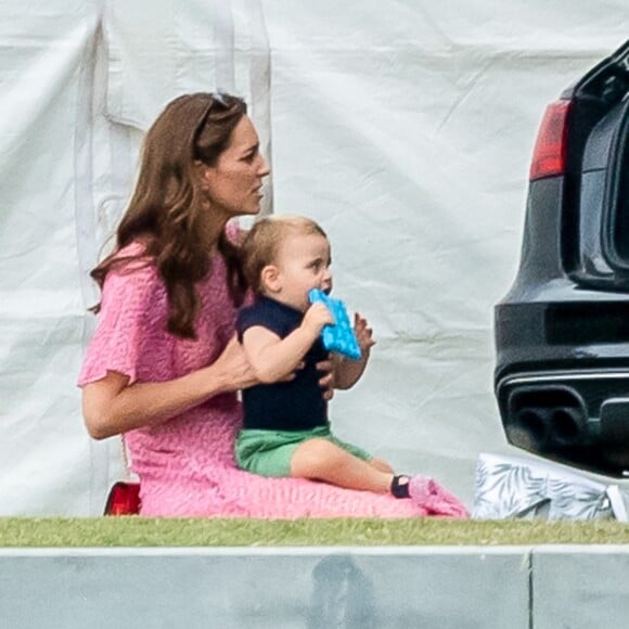 Catherine (Kate) Middleton, duchesse de Cambridge et le prince Louis de Cambridge lors d'un match de polo de bienfaisance King Power Royal Charity Polo Day à Wokinghan, comté de Berkshire, Royaume Uni, le 10 juillet 2019.