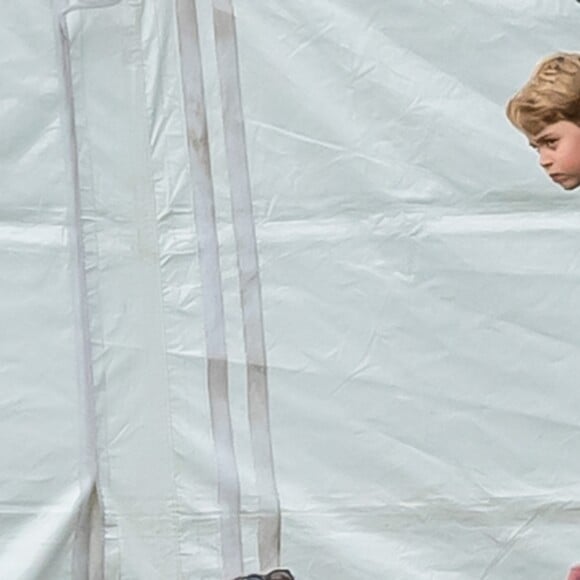 Catherine (Kate) Middleton, duchesse de Cambridge avec ses enfants, le prince George de Cambridge et le prince Louis de Cambridge lors d'un match de polo de bienfaisance King Power Royal Charity Polo Day à Wokinghan, comté de Berkshire, Royaume Uni, le 10 juillet 2019.