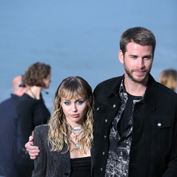 Liam Hemsworth et sa femme Miley Cyrus - Arrivées - Saint Laurent présente sa collection homme printemps-été 2020 à Malibu le 6 juin 2019. ©Cyrill Gueny / Bestimage