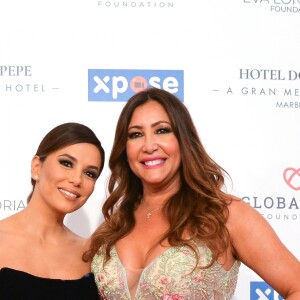 Eva Longoria et Maria Bravo (co-fondatrice de la Fondation Global Gift) au photocall de la 8ème édition du "Global Gift Gala" à Marbella, le 12 juillet 2019.