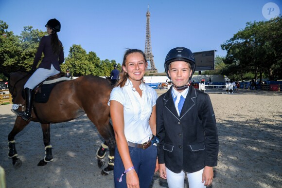 Exclusif - Louis Weinberg Herzog et Paloma de Crozals posent après le Prix Joone lors du Longines Paris Eiffel Jumping au Champ de Mars à Paris, France, le 6 juillet 2019. © Pierre Perusseau / Bestimage  Exclusive - For Germany please call for price - No web en Suisse / Belgique Longines Paris Eiffel Jumping at the Champ de Mars in Paris, France, on July 6th, 2019.06/07/2019 - Paris