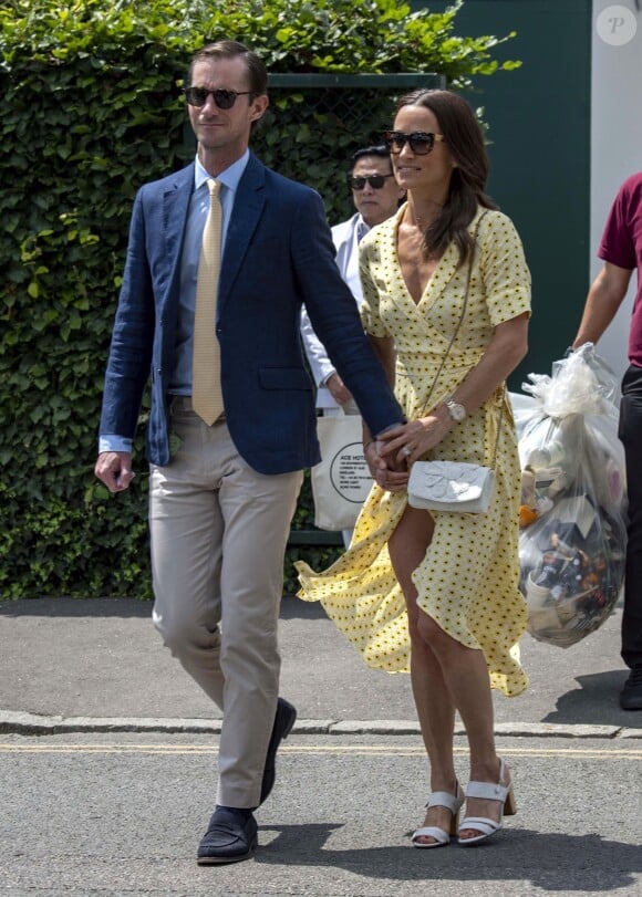 Pippa Middleton Matthews et son mari James Matthews arrivent à Wimbledon à Londres, le 12 juillet 2019.