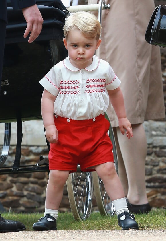 Le prince George de Cambridge - Sorties après le baptême de la princesse Charlotte de Cambridge à l'église St. Mary Magdalene à Sandringham, le 5 juillet 2015.