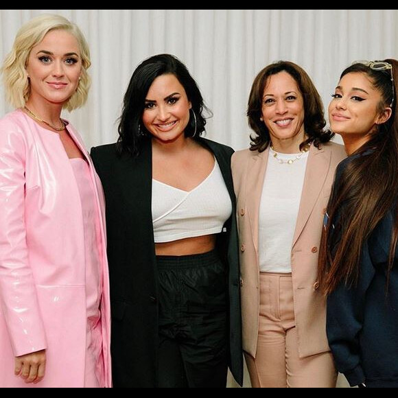 Katy Perry, Demi Lovato, la sénatrice américaine Kamala Harris et Ariana Grande assistent à une levée de fonds pour la campagne présidentielle de Kamala Harris. Juillet 2019.