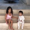 Kim Kardashian et sa fille Chicago sur Instagram.