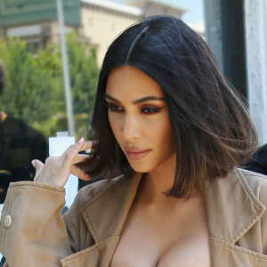 Kim Kardashian se promène à Los Angeles, le 10 juillet 2019.