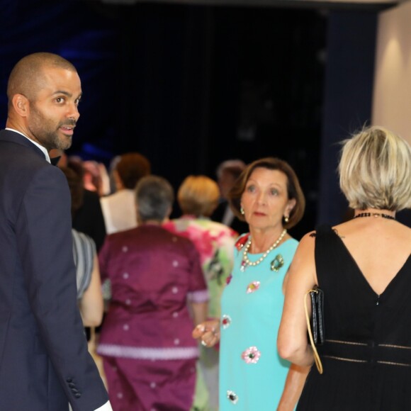 Tony Parker et son épouse Axelle assistaient au 71e gala de la Croix-Rouge monégasque à Monaco le 26 juillet 2019. © Dominique Jacovides/Bestimage