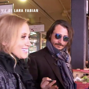 Lara Fabian et son mari Gabriel, filmés au marché à Montréal pour le magazine de TF1 50' Inside, diffusé le 27 juillet 2019.
