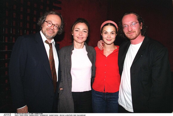 Pascal Thomas, Barbara Schulz, Catherine Frot et Clément Thomas à la première du film "La Dilettante" à Paris en 1999.