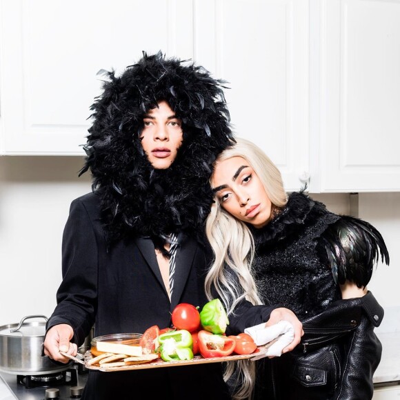 Bilal Hassani et son compagnon, Nawfel, sur Instagram.
