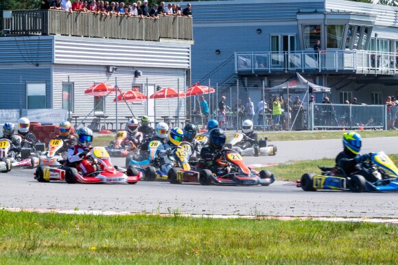 Le prince Carl Philip de Suède a disputé une course lors de l'Open de karting de Lidköping le 3 août 2019.