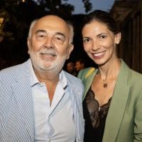 Gérard Jugnot et Patricia, Nagui et Mélanie : les couples de sortie à Ramatuelle