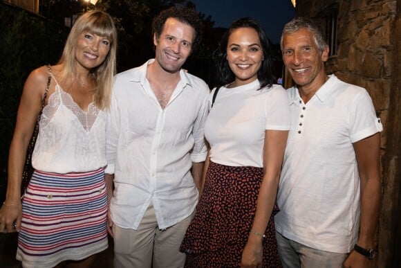 Exclusif - Mélanie Page, Tristan Petitgirard, Valérie Bègue (Miss France 2008) et Nagui lors de la représentation de la pièce "La Machine de Turing" lors du Festival de Ramatuelle, France, le 5 août 2019.