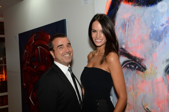 Exclusif - Arnaud Lagardère et sa femme Jade Foret - Soirée de gala de la Fondation Paris Saint-Germain qui fête ses 15 ans au Pavillon Gabriel à Paris le 27 janvier 2015. La vente aux enchères organisée par le club parisien a permis de récolter plus de 250 000 euros au profit de la Fondation PSG qui vient aide aux jeunes en difficultés sociales ou médicales. Un maillot porté par Ibrahimovic s'est envolé à 20000 €.