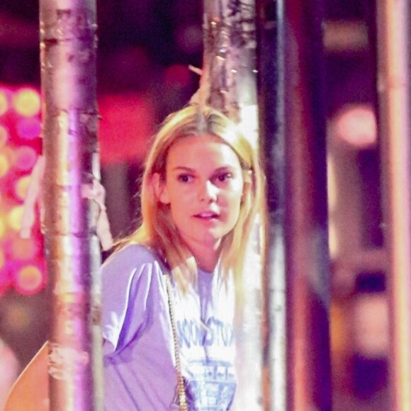 Gigi Hadid et son supposé nouveau compagnon Tyler Cameron sont allés au bar "Le Turtle" de Justin Theroux, à Manhattan. New York, le 13 août 2019.