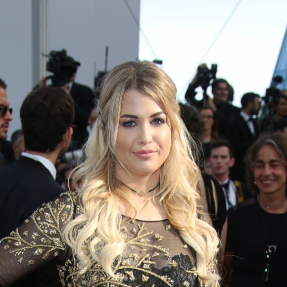 EnjoyPhoenix (Marie Lopez) à la montée des marches du film "The Meyerowitz Stories" lors du 70ème Festival International du Film de Cannes, le 21 mai 2017. © Denis Guignebourg/Bestimage