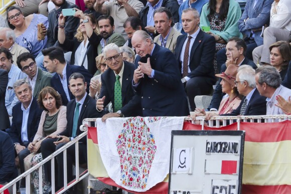 Le roi Juan Carlos Ier d'Espagne assiste à la corrida aux arènes de Las Ventas, dans le cadre de la feria de San Isidro à Madrid, le 5 juin 2019.