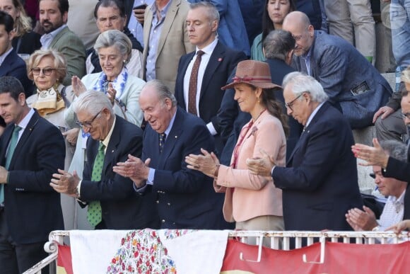Le roi Juan Carlos Ier d'Espagne assiste à la corrida aux arènes de Las Ventas, dans le cadre de la feria de San Isidro à Madrid, le 5 juin 2019.