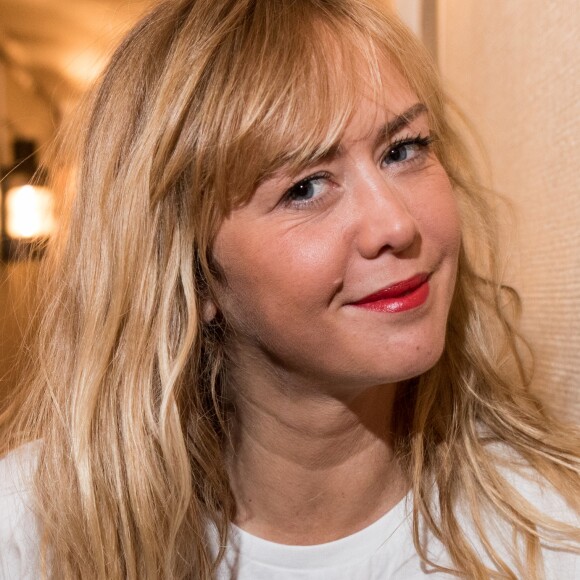 Exclusif - Enora Malagré  au backstage de la soirée Innocence Forever au théâtre du gymnase à Paris le 26 novembre 2018.  © Cyril Moreau-Pierre Perusseau/Bestimage