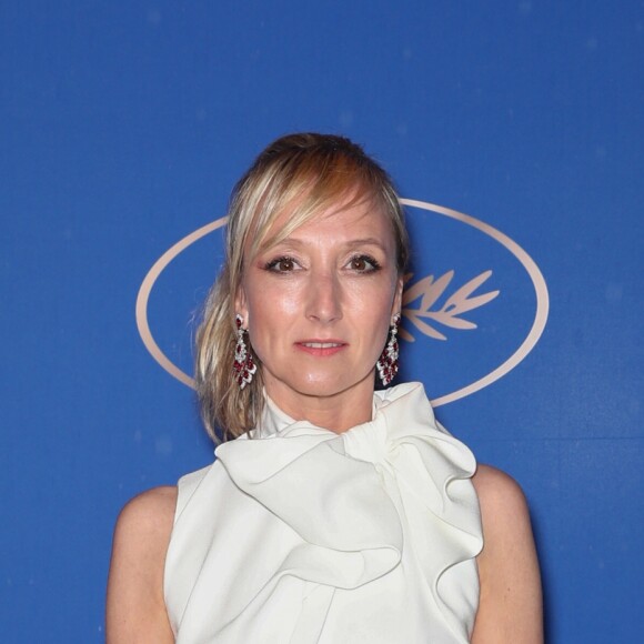 Audrey Lamy (robe Paule Ka, bijoux David Morris)- Photocall du dîner d'ouverture du 72ème Festival International du Film de Cannes, le 14 mai 2019. © Jacovides-Borde-Moreau/Bestimage