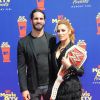 Seth Rollins et Becky Lynch aux 28e MTV Movie & TV Awards à Santa Monica. Le 15 juin 2019.